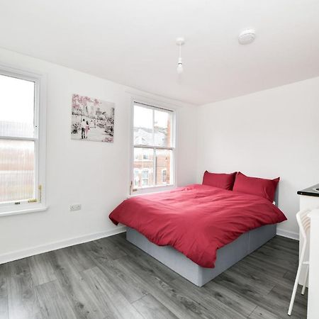 Waylen Street Suites Reading Eksteriør bilde